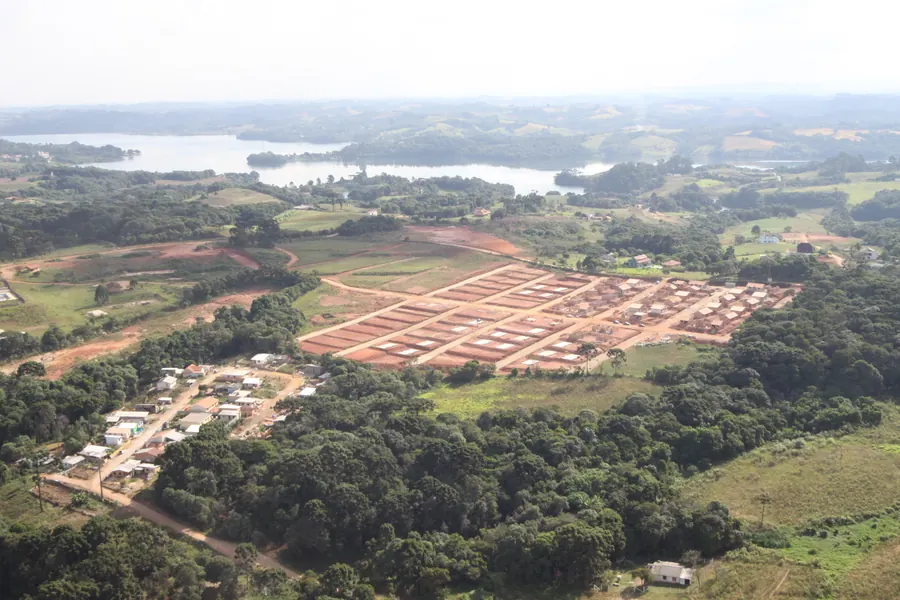 Conjunto Spazio Verde, em Fazenda Rio Grande — registro 1